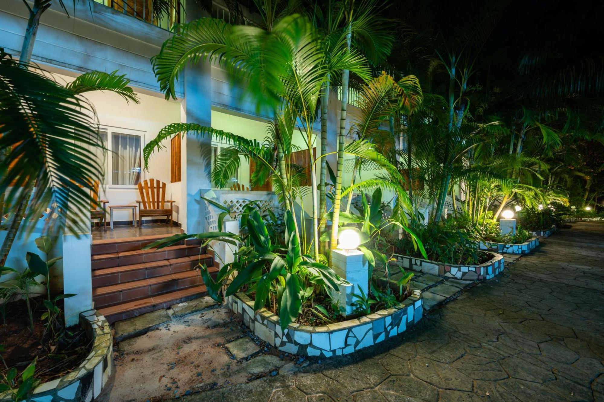 Palma Resort Phu Quoc Exterior photo